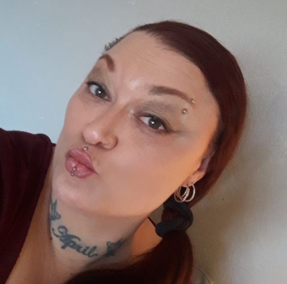 Meet your Posher, April - Picture 1 of 1